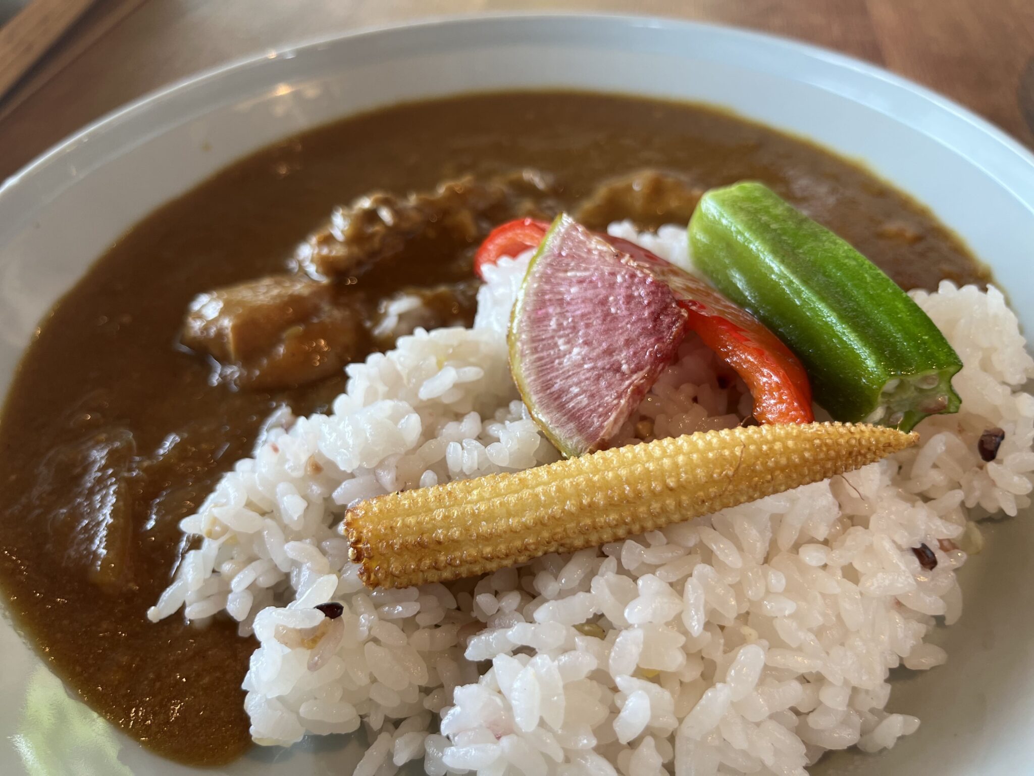 欧風チキンカレー（サラダ＆スープ付き）